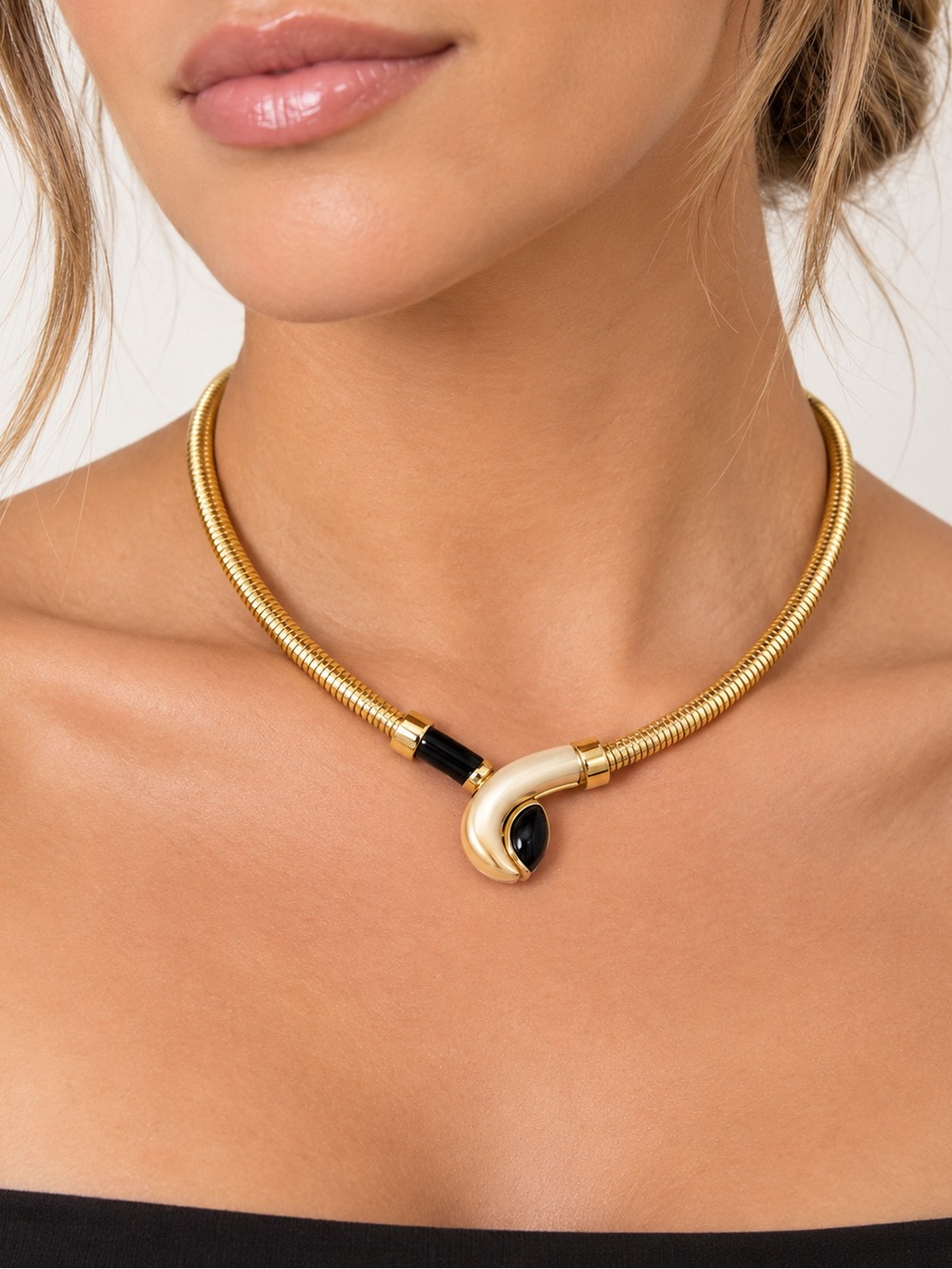 Vintage Signed Napier Gold Tone Statement Necklace – Black & Ivory Accent